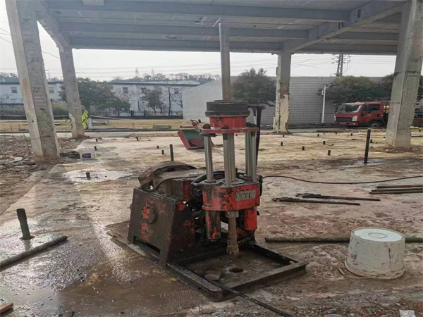 东港袖阀管小导管注浆加固施工工艺